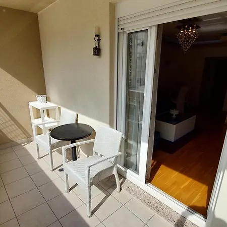 Apartment Queen's Apartman Mostar